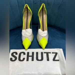Schutz Cendi Neon Yellow PVC & Leather Pointed Toe Pumps | Size 7.5 | NWT